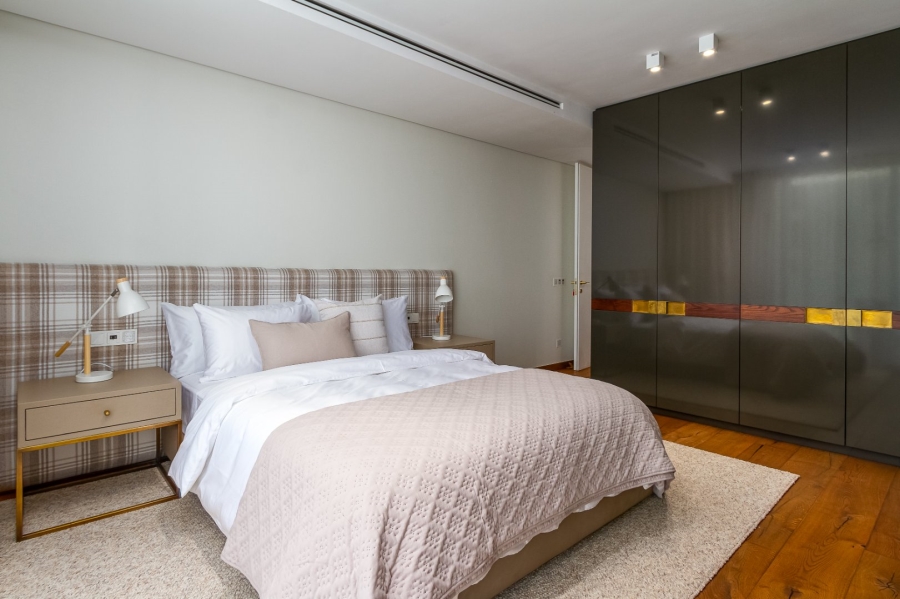 To Let 3 Bedroom Property for Rent in Mouille Point Western Cape